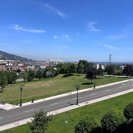 Acogedor Apartamento Con Vistas A La Catedral Y Parking Oviedo Buitenkant foto