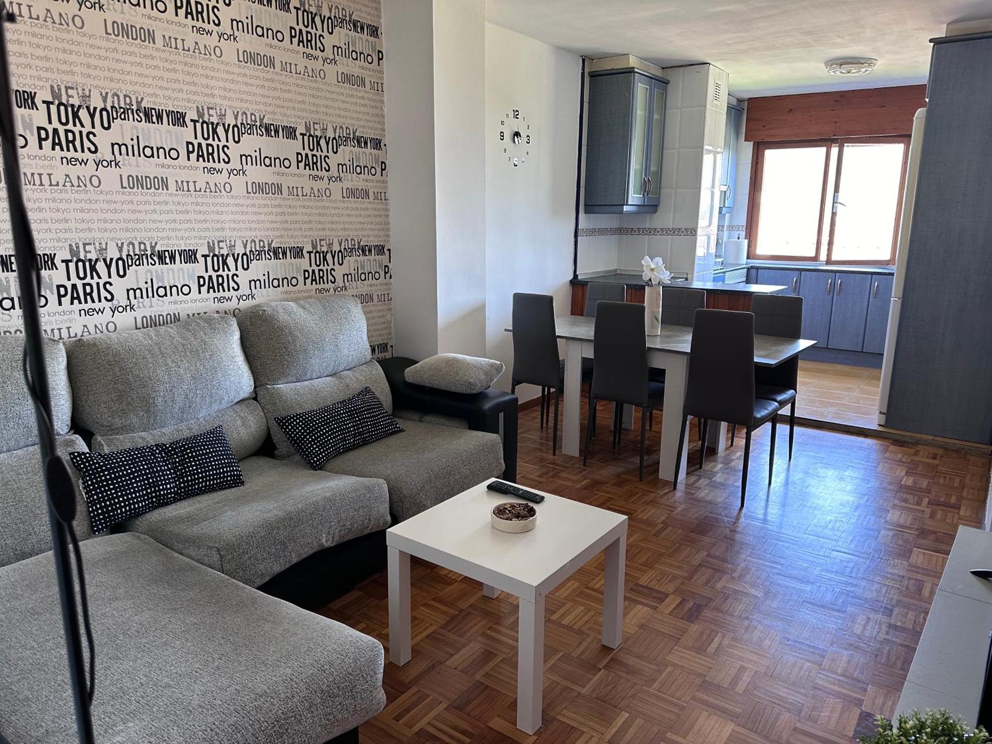 Acogedor Apartamento Con Vistas A La Catedral Y Parking Oviedo Buitenkant foto