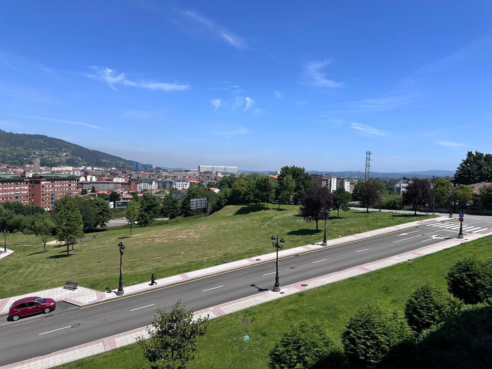 Acogedor Apartamento Con Vistas A La Catedral Y Parking Oviedo Buitenkant foto