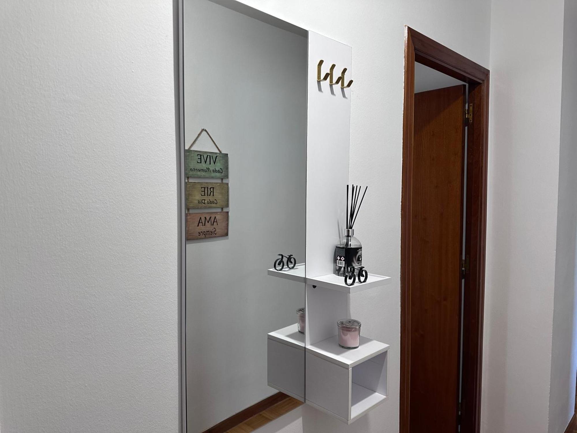 Acogedor Apartamento Con Vistas A La Catedral Y Parking Oviedo Buitenkant foto